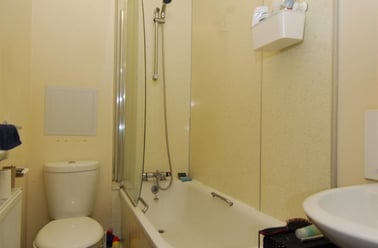 17 Woodland Terrace,, Greenbank, Plymouth - Image 2